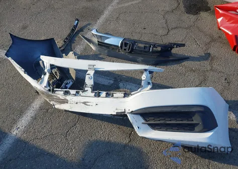 2016 Honda Civic Lx z USA, uszkodzony, nr VIN 2HGFC2F55GH570079